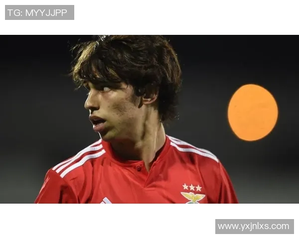 自律成就辉煌道路浅谈足球球星自我管理与成功秘诀