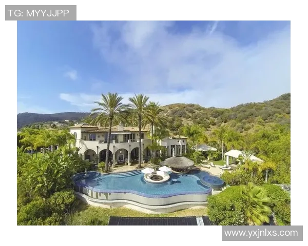 足球球星奢华豪宅揭秘豪华设施与私人空间展现独特生活方式